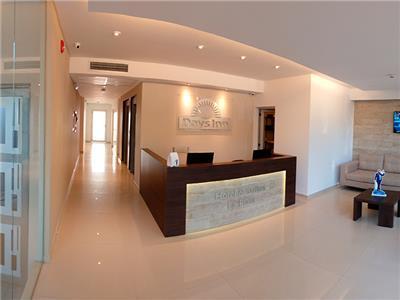 Days & By Wyndham Hotel