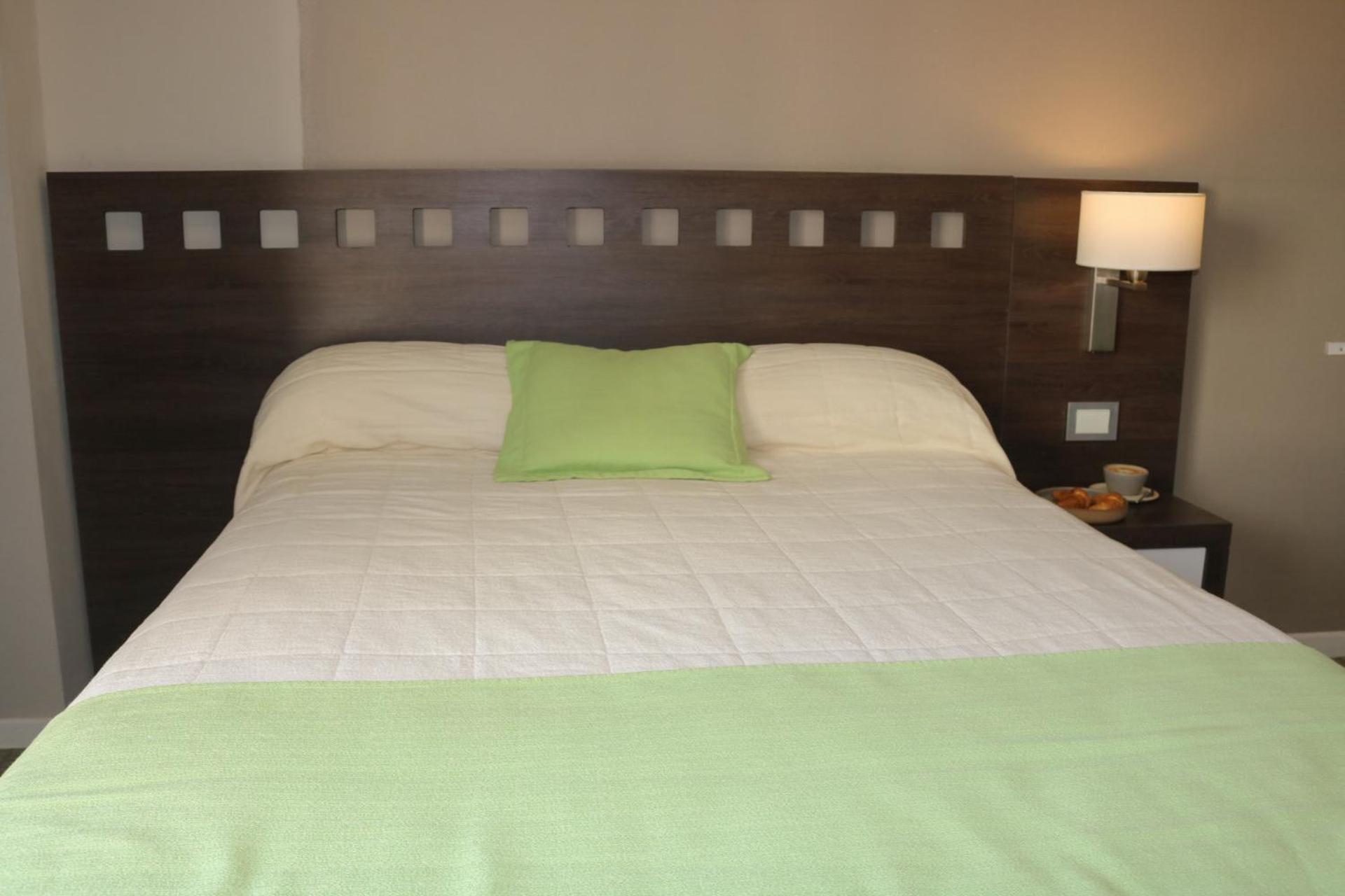 Days & By Wyndham La Plata