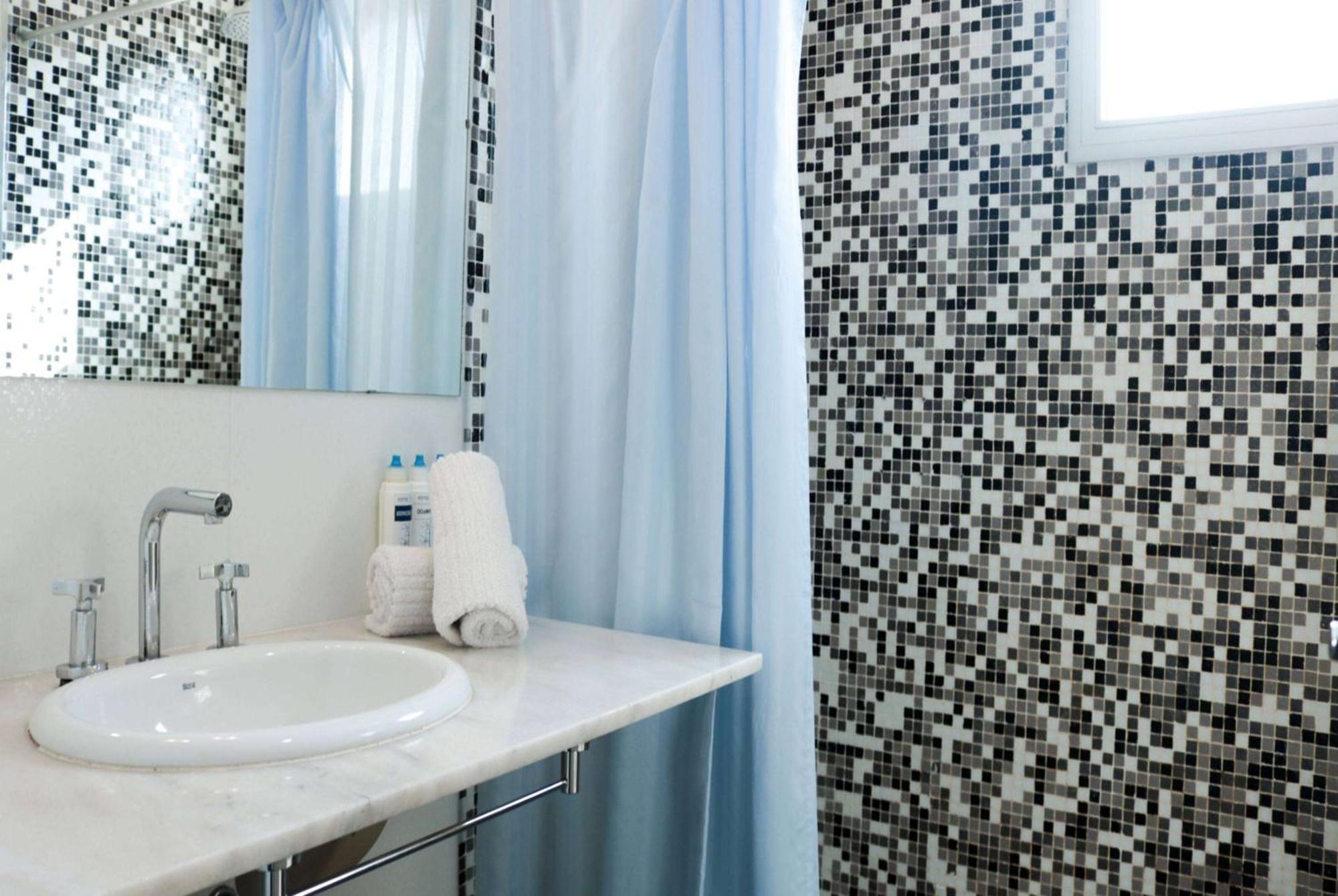 Hotel Days & By Wyndham 3*